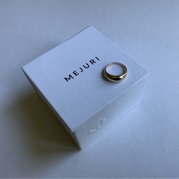 Mejuri Solid 14K Yellow Gold Thin Dome Ring - Picture 11 of 12